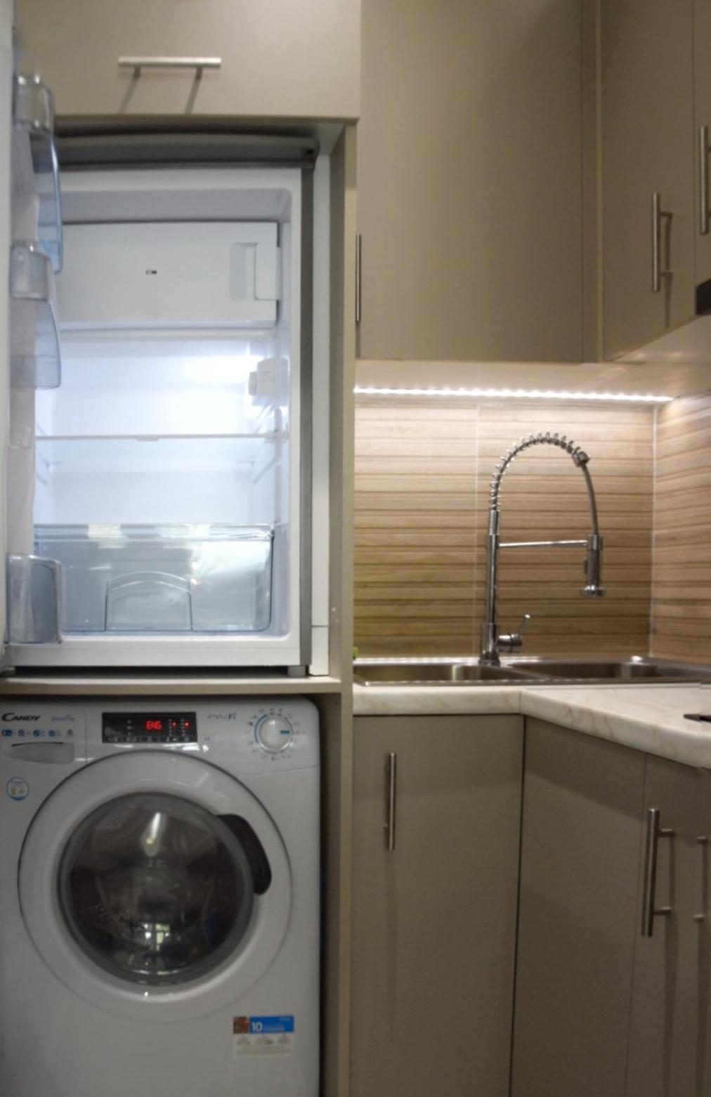 Andriiaanii Apartment Athen Eksteriør bilde